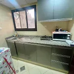 One Cozy Room Available Metro Train Walkable
