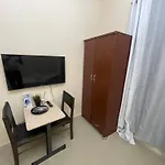 One Cozy Room Available Metro Train Walkable